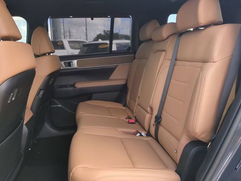 New 2026 Hyundai Santa Fe Limited FWD image 17