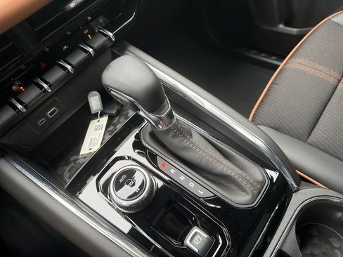 New 2026 GMC Canyon AT4 AWD/4WD image 19