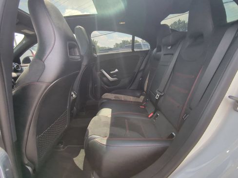 Used 2023 Mercedes-Benz CLA 250 4MATIC image 9