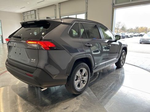 New 2025 Toyota RAV4 XLE image 7