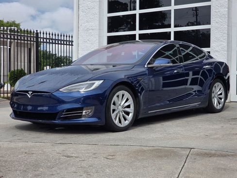 Used 2018 Tesla Model S 75D AWD/4WD image 9