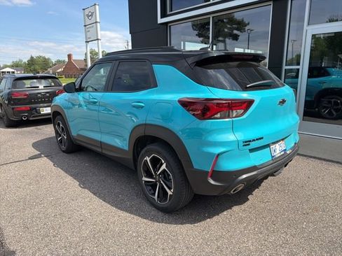 Used 2021 Chevrolet TrailBlazer RS w/ Sun and Liftgate Package AWD/4WD image 8