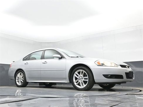 Used 2014 Chevrolet Impala LTZ image 40