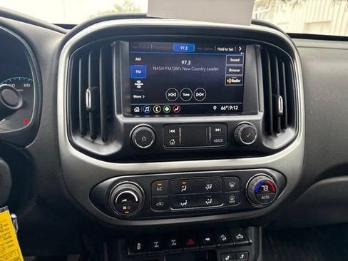 Used 2019 Chevrolet Colorado ZR2 w/ ZR2 Dusk Special Edition AWD/4WD image 16