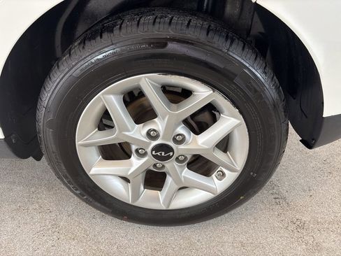 Used 2023 Kia Soul LX w/ Option Group 015 image 17