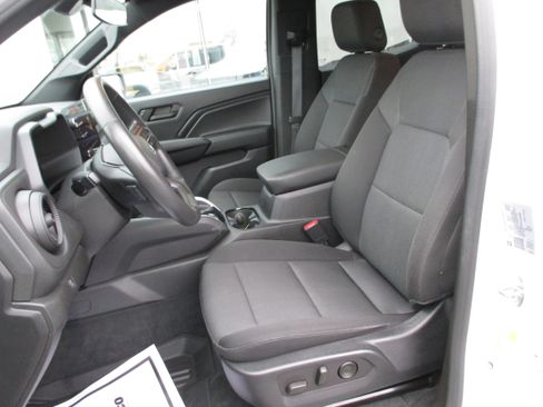 Used 2023 Chevrolet Colorado Trail Boss w/ Advanced Trailering Package image 14