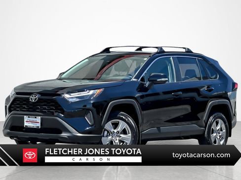 Certified 2024 Toyota RAV4 XLE FWD image 1