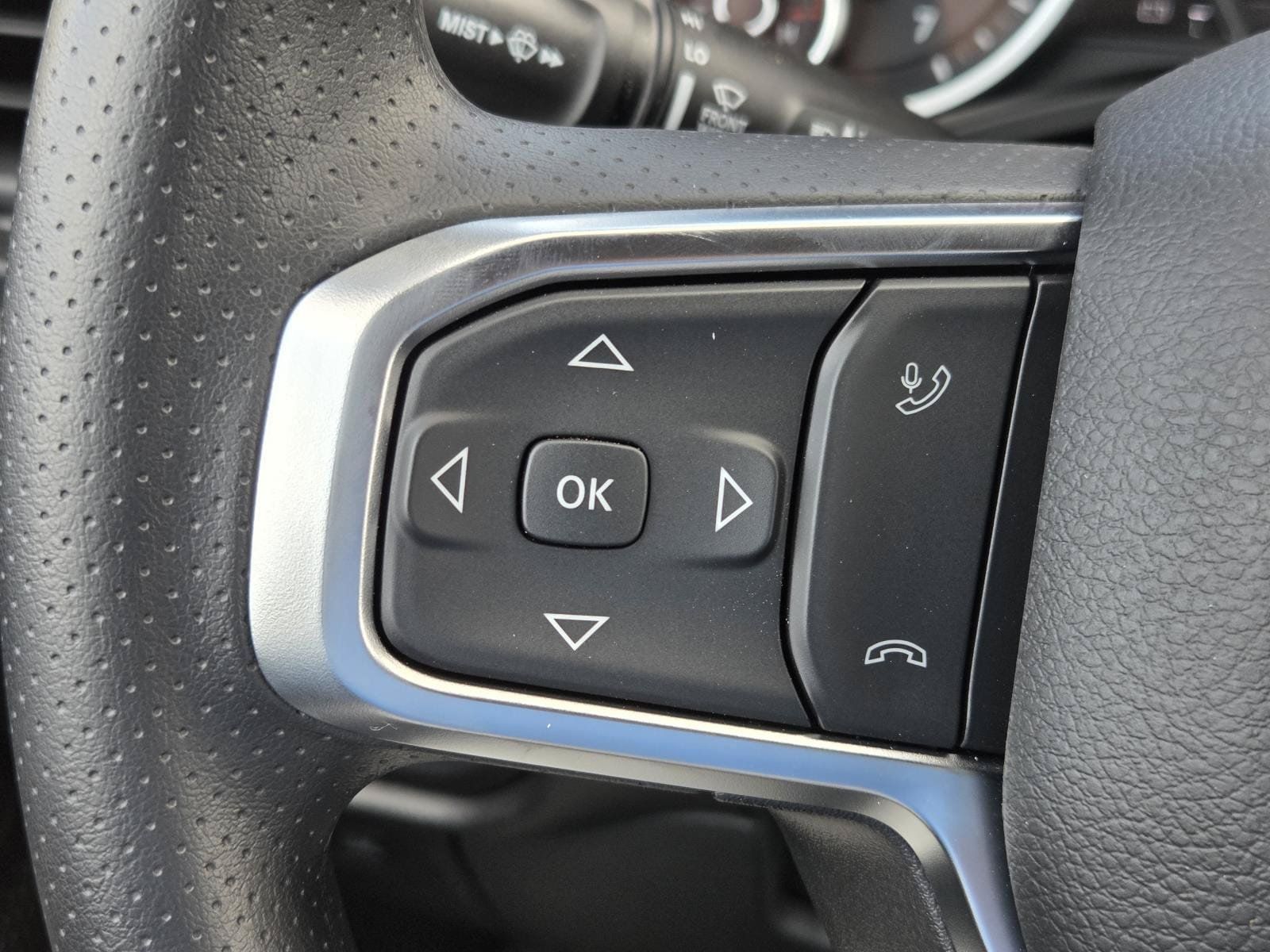 New 2026 RAM 1500 Express AWD/4WD image 16