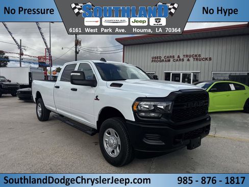 Certified 2022 RAM 2500 Tradesman image 1