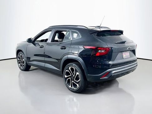 New 2026 Chevrolet Trax RS w/ Sunroof Package image 7