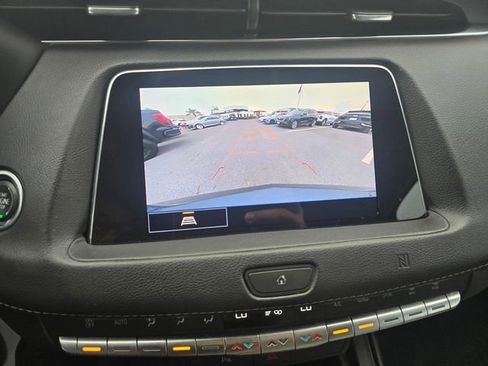 Used 2021 Cadillac XT4 Luxury FWD image 24