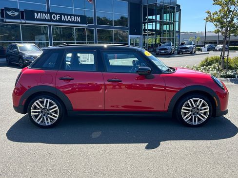 Used 2025 MINI Cooper S FWD image 6