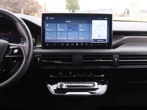 Used 2024 Lincoln Corsair Reserve w/ Equipment Group 201A image 26