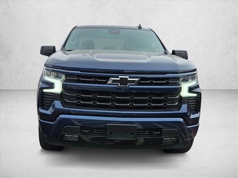 Used 2023 Chevrolet Silverado 1500 RST image 2