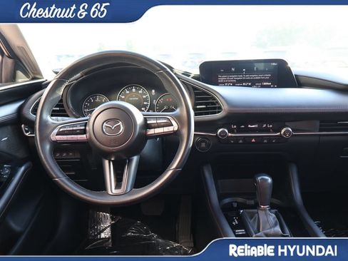 Used 2023 MAZDA MAZDA3 s FWD image 18