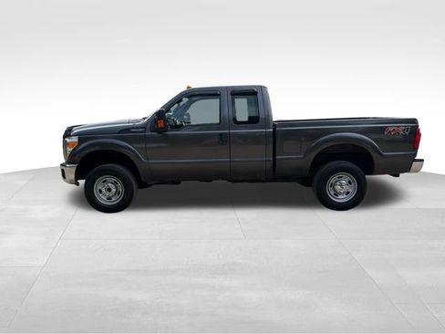 Used 2015 Ford F250 XL w/ Power Equipment Group AWD/4WD image 6