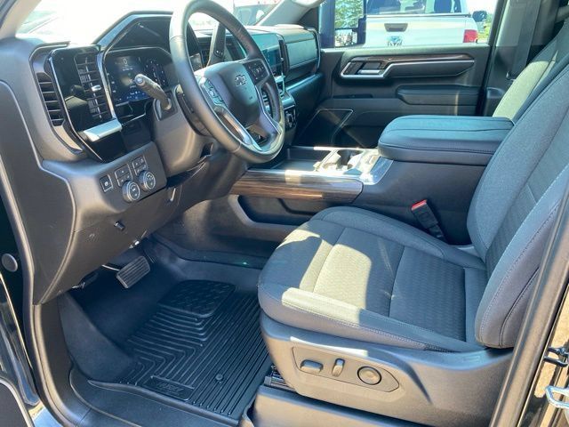 Used 2026 Chevrolet Silverado 2500 LT w/ Trail Boss Package AWD/4WD image 12