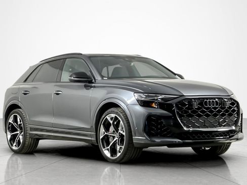 New 2026 Audi RS Q8 performance image 2