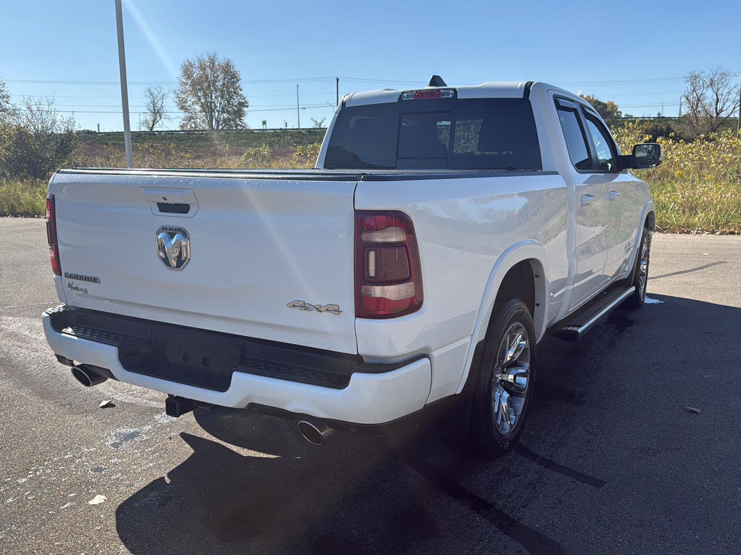 Used 2021 RAM 1500 Laramie w/ Sport Appearance Package AWD/4WD image 8