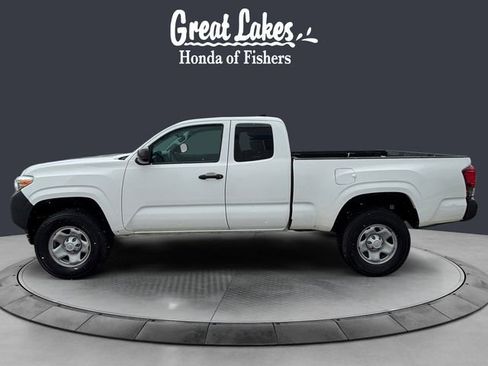 Used 2020 Toyota Tacoma SR image 2
