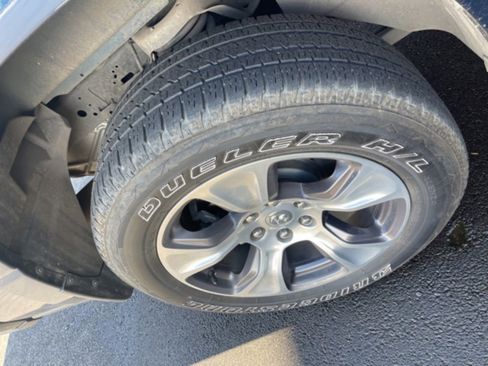 Used 2023 RAM 1500 Laramie image 27