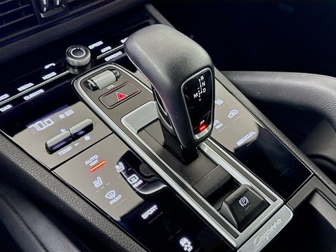 Certified 2019 Porsche Cayenne image 19