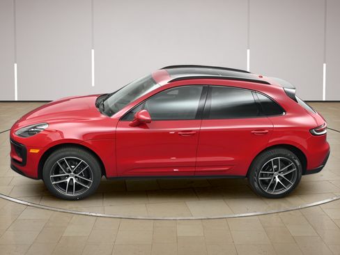 New 2026 Porsche Macan AWD/4WD image 31