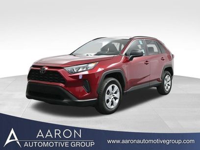 Used 2021 Toyota RAV4 LE w/ Carpet Mat Package (TMS)