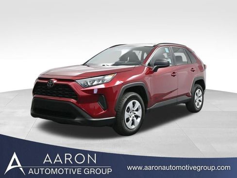 Used 2021 Toyota RAV4 LE w/ Carpet Mat Package (TMS) FWD image 1