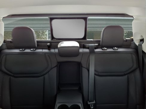 New 2026 Ford Maverick Lariat w/ Black Appearance Package image 11