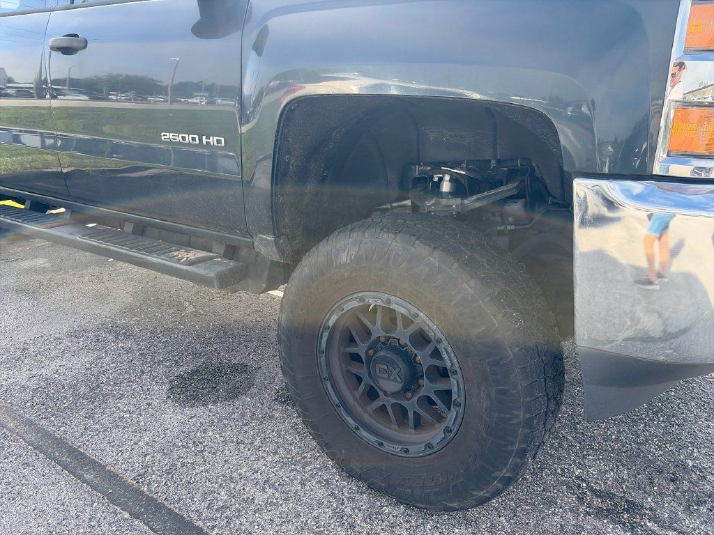 Used 2018 Chevrolet Silverado 2500 LTZ w/ Duramax Plus Package AWD/4WD image 15