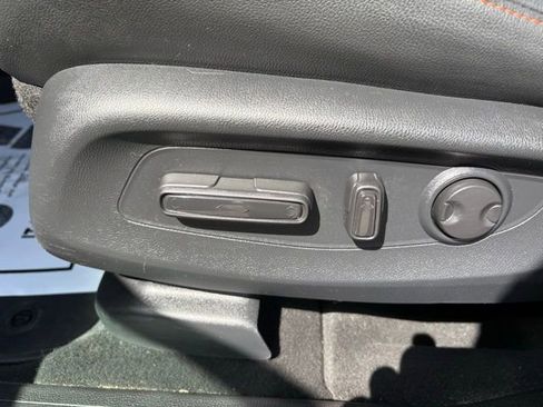 Used 2025 Honda CR-V Sport-L image 16