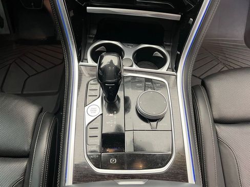 Used 2019 BMW M850i xDrive Coupe w/ Comfort Seating Package image 11