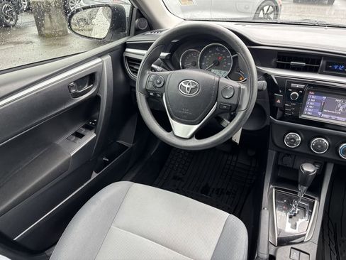 Used 2016 Toyota Corolla L image 20