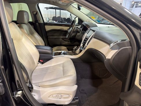 Used 2014 Cadillac SRX Luxury w/ Driver Awareness Package FWD image 13