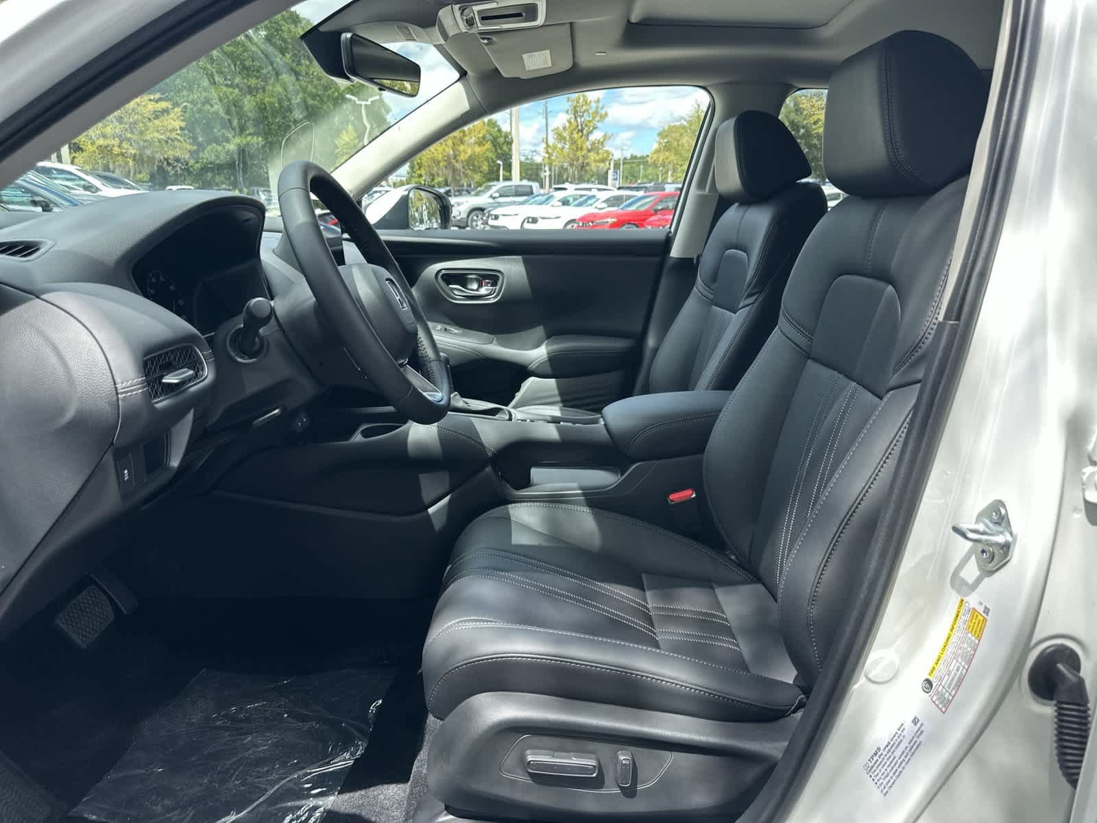 New 2027 Honda HR-V EX-L image 13