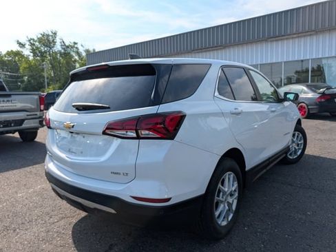 Used 2024 Chevrolet Equinox LT AWD/4WD image 9