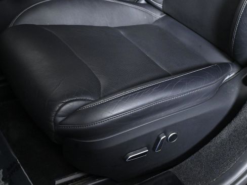 Used 2021 Tesla Model S Plaid image 22