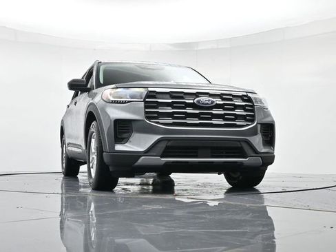 New 2026 Ford Explorer Active image 36