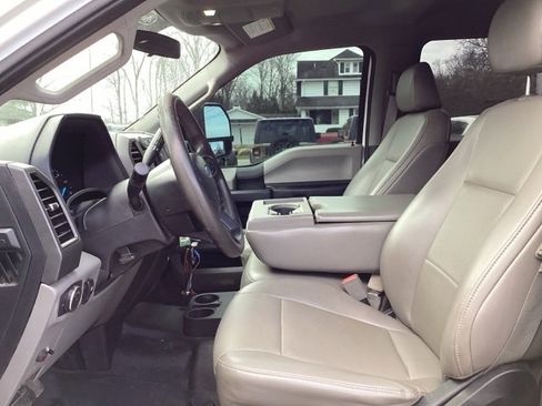 Used 2019 Ford F250 XL w/ Power Equipment Group image 20