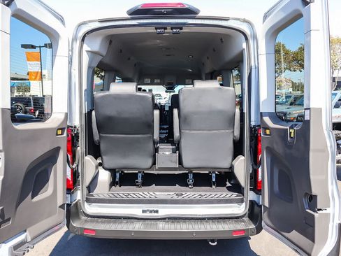 Used 2024 Ford Transit 350 XLT RWD image 26