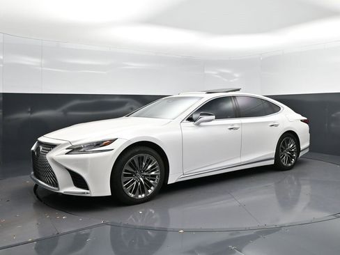 Used 2020 Lexus LS 500 w/ Interior Upgrade Package image 3