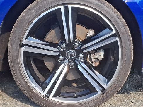 Used 2024 Honda Accord Sport image 8