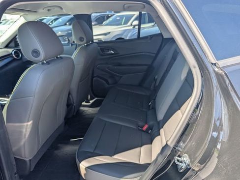 Certified 2025 Chevrolet Trax ACTIV w/ Driver Confidence Package image 11