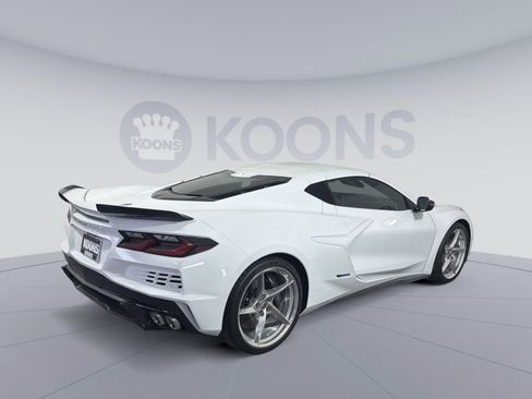 New 2025 Chevrolet Corvette E-Ray w/ ZER Performance Package image 7