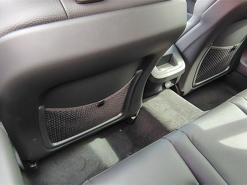 New 2026 Volvo V60 B5 Cross Country Plus w/ Protection Package Premier image 32