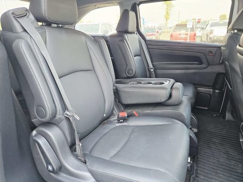 Used 2023 Honda Odyssey Touring image 15