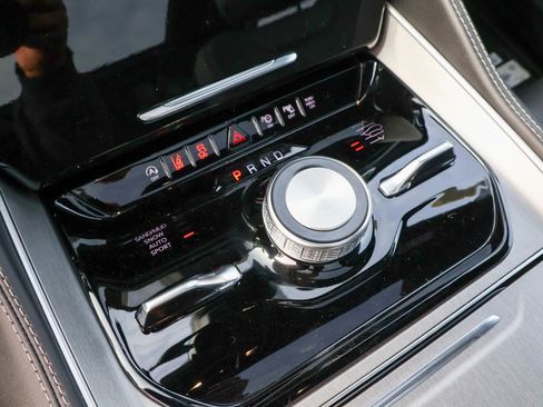 New 2026 Jeep Grand Wagoneer Limited image 28