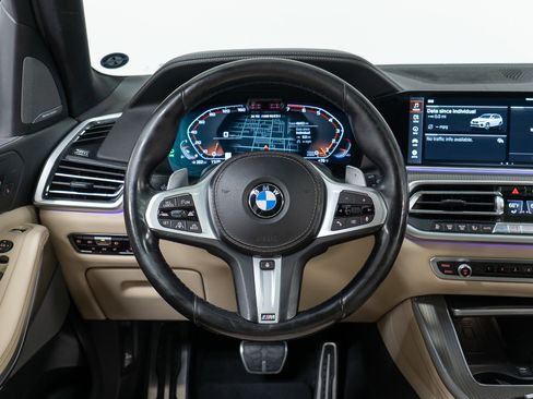 Used 2021 BMW X5 M50i AWD/4WD image 17