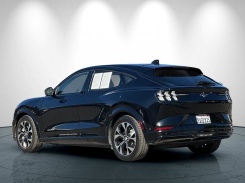 Used 2021 Ford Mustang Mach-E Premium image 6